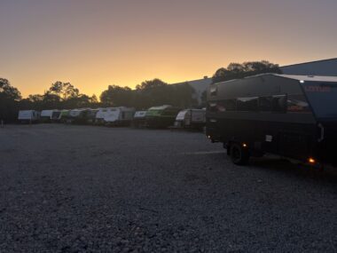 Comparison of renting vs buying a caravan: Flexibility, cost savings, and convenience for your travel needs.